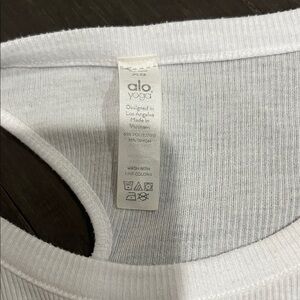 ALO Yoga Classic White Ribbed long sleeve Tee